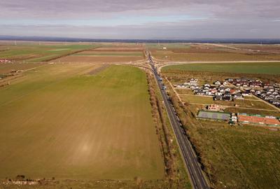 Proprietar vand teren INTRAVILAN, 35000mp, DNE85 cu acces direct la A7 - 2