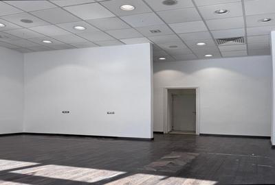 Spatiu comercial stradal 60 mp - 5