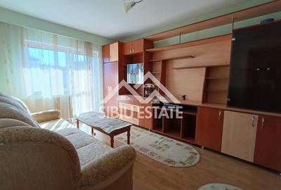 Apartament cu 3 camere decomandat, mobilat în Valea Aurie