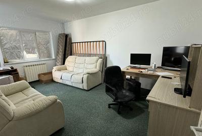 Apartament cu 2 camere decomandat, mobilat în Casa de Cultură