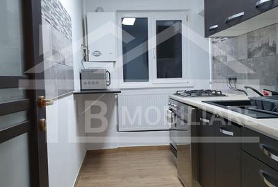 Apartament cu 2 camere, 60mp, decomandat, zona Poli 2 - 8