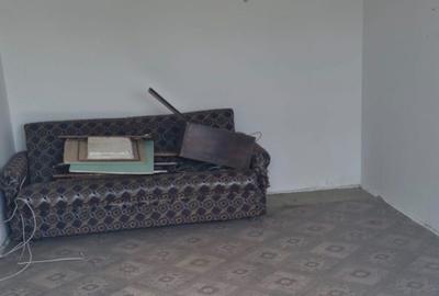 Apartament cu 2 camere decomandat în Drumul Taberei