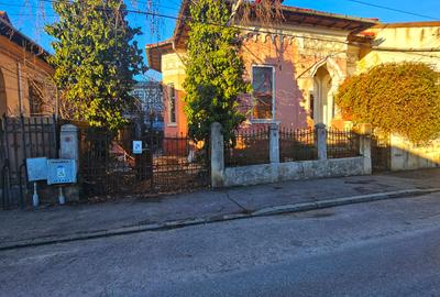Casă cu arhitectură interbelică, 5 camere, teren 409 mp – Central - 3