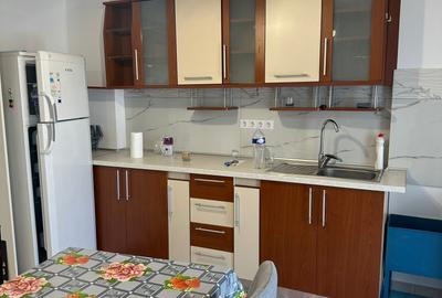 Apartament cu 2 camere decomandat, mobilat în Florești
