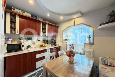 Apartament cu 3 camere decomandat, etaj intermediar,  zona Lidl Hotvon - 8