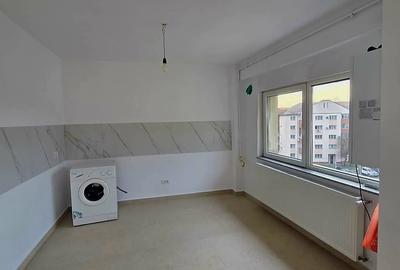 Modern- 5 camere- deosebit - 3 bai- renovat integral - 9