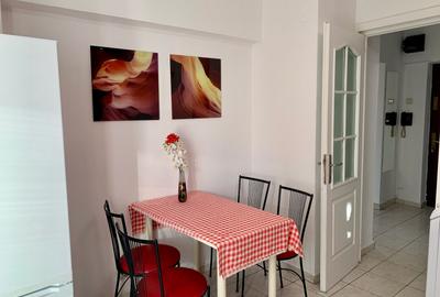 Splaiul Unirii, garsoniera langa Camera de Comert, 42mp, 10 min metrou - 10