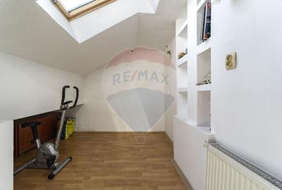 COMISION 0%|  DE VANZARE| APARTAMENT 3 CAMERE| 2 BALCOANE| PRIVELISTE - 7