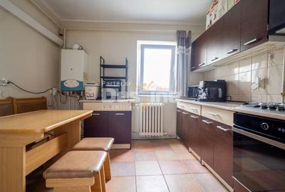 Apartament 2CD 50,3mp + balcon zona centrala Podu de Fier - 6