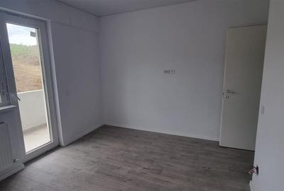 Apartament cu 2 camere decomandat în Bucium