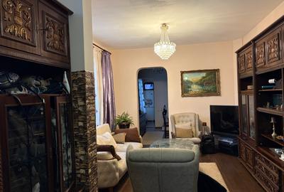 Mosilor, Eminescu, casa S+P+M, teren 234mp, 210mp utili, 530.000Euro - 2