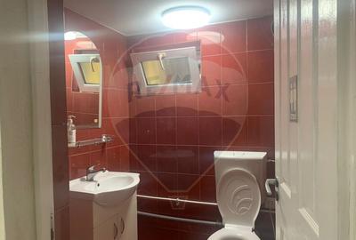 Spațiu comercial de închiriat 40 mp, în zona Decebal - 5