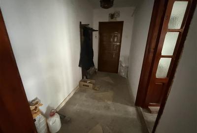 Pictor Aman, 2 camere, etaj 1, de renovat! - 8