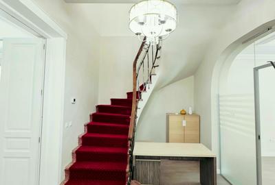 Unirii / Vila Exclusivistă Birouri - Notariat / 8 Birouri si Parcare 5 Locuri - 3