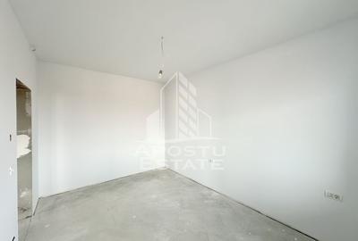 Jumatate de duplex de vanzare cu 5 camere despartit prin garaj - 13