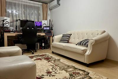 Apartament cu 4 camere semidecomandat, mobilat în Apărătorii Patriei