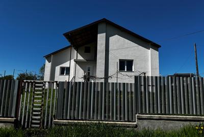 Casă nou construită de vânzare în Șerbănești, zona Rociu – 65.000 euro - 1