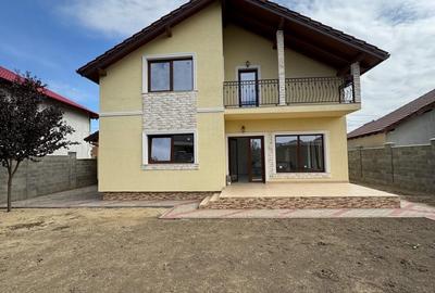 🏡 Casă Individuală în Ghiroda | 4 Dormitoare | 4 Băi | Garaj | 170 mp utili - 2