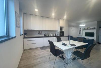 De vanzare, apartament cu 2 camere, - 14