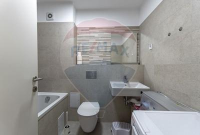 Apartament de vanzare |3 camere| 2 băi | 1 loc de parcare | COMISION 0 - 8