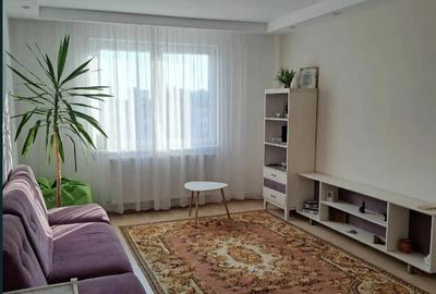 Apartament cu 3 camere circular în Astra