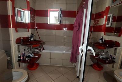 Apartament decomandat Micro 21, etaj 2, bloc nou - 4