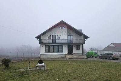 Casă / Vilă de lux, Moara Nica, Suceava - 7