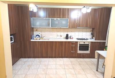 Vanzare Casa  - Vila - Prelungirea Ghencea - Margelelor - teren 300mp -  235000E - 7