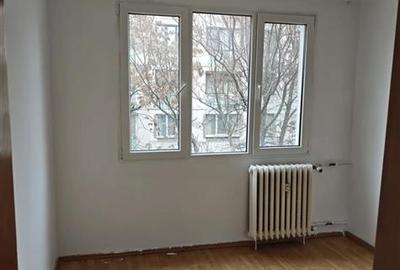 Vanzare Apartament 3 Camere Semidecomandat Berceni-Al.Niculitel - 8