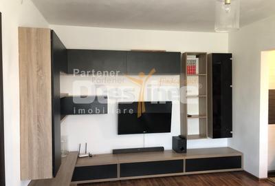Apartament cu 2 camere semidecomandat, mobilat în Podu Roș