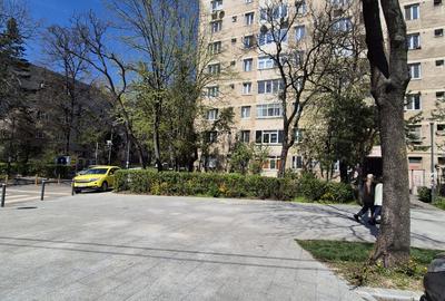 Apartament de 2 camere, etaj 2, lângă parc și metrou! - 16