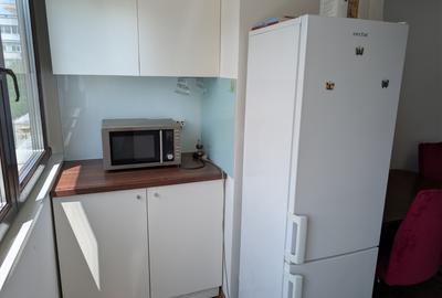 Apartament 3 Camere Modern metrou în fața blocului - 8