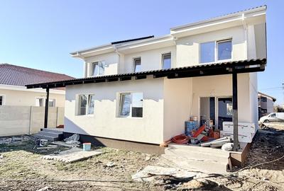 Duplex cu 4 camere în Moșnița Nouă