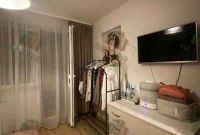 Apartament cu 3 camere semidecomandat, mobilat în Berceni