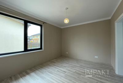 Casă / Vilă cu 4 camere de închiriat - Dezmir - 12