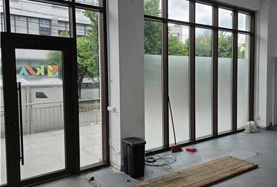 Spatiu Comercial - 200 mp - Showroom - Servicii - Clinica Medicala - 1