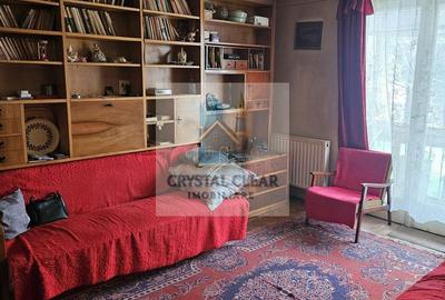 Apartament 2 camere - cartierul 7 Noiembrie, zona Piața de zi - 1