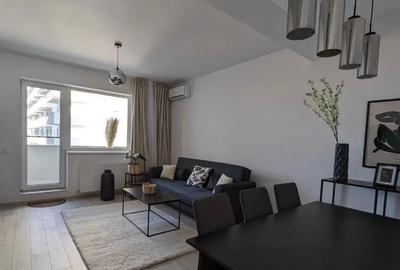 Apartament cu 2 camere decomandat, mobilat în Uverturii