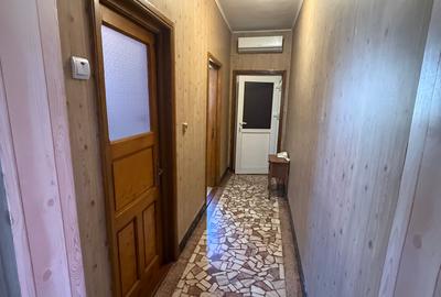 Vila P+1/ Garaj / Acces la 2 strazi / 630 mp - 15