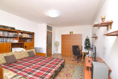 VANZARE GARSONIERA ZONA DECEBAL – METROU PIATA MUNCII - 9