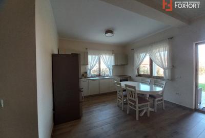 Duplex cu 3 camere si teren de 410 mp de vanzare in Ghiroda - 2