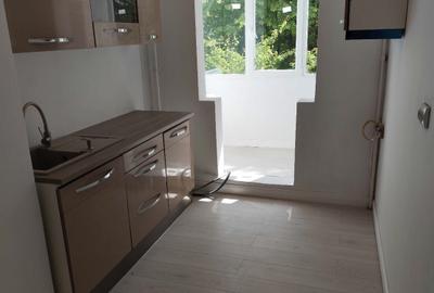 Vânzare apartament de 3 camere Drumul Taberei- Auchan - 4