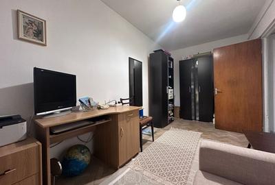 Apartament 3 camere, semidecomandat, Str Rahovei, Sibiu - 2