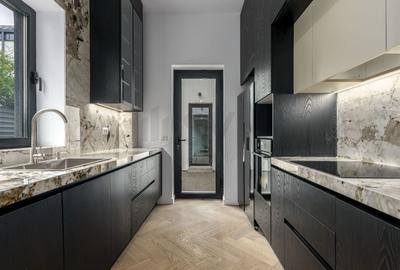 REV2004888 Vila deosebita I Erou Iancu Nicolae - 13