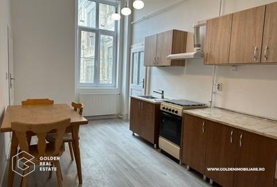 Spatiu birou, Bulevardul Revolutiei, Palatul Cenad, etaj 1 - 3