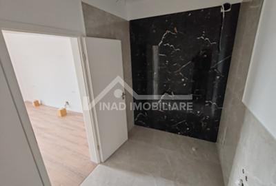 Apartament 3 camere, 2 bai, terasa 20mp, parcare, zona Strazii Decebal - 12