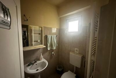 Oportunitate unica!Spatiu comercial parter+demisol, plus apartament la etaj - 7