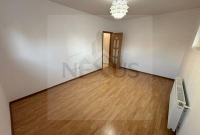 Apartament cu 2 camere decomandat în Sud
