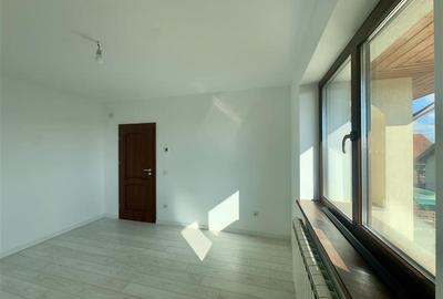 Vilă elegantă individuală în Valea Lupului  5 camere - 21