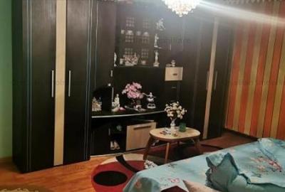 Confort 1 Decomandat 3 camere 68mp etaj de mijloc, Viziru 3 BINE POZITIONAT - 1